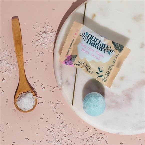 Pamper Gift Basket for Women | RELAX & PAMPER | Bath Set | Hair Mask, Bath Bombs - Picture 3 of 7